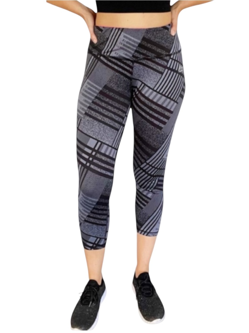 RBX gray abstract stripe print cropped workout leggings size medium